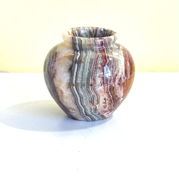 Vintage Carved Banded Calcite, Onyx, Stone Vase, Pot, Polished, Collectible - Picture 1 of 10